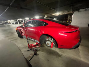 24 Hour Mobile Tire and Roadside Assistance