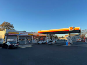 PORTSMOUTH NAAZ PREMIUM TIRE AND AUTO CARE