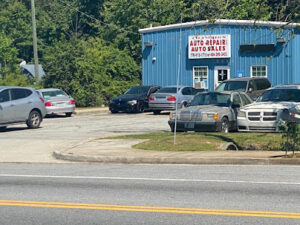 Wakaman New and Used Tire shop