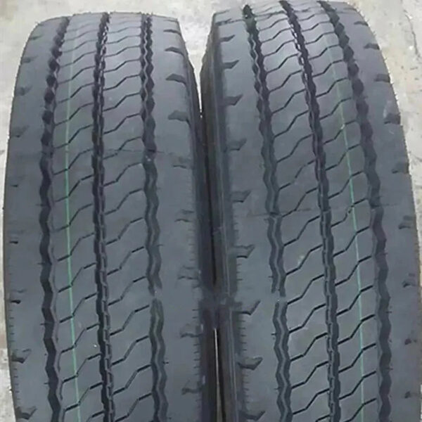 Truck Tyre 100020 1000r20 Truck Tyre 1000r20 Radial - Image 2