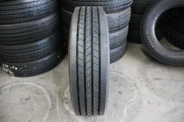 China Manufacturer New Car Tires 225/75r16 - Image 6