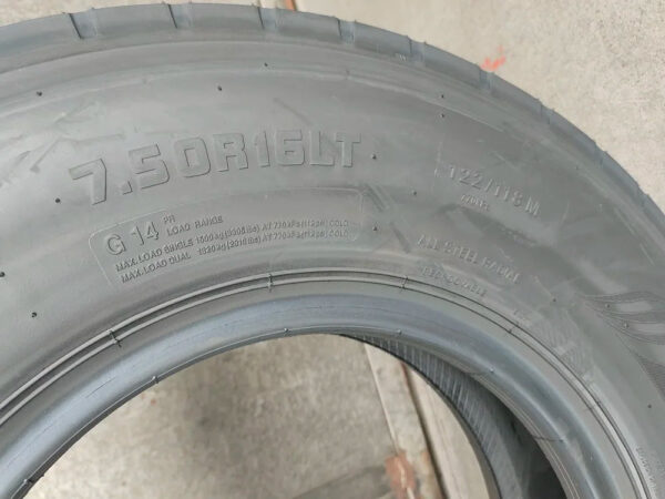 Chinese 2024 New Passenger Car Tires Truck Tire 7.50-16 750/16 750r16 7.50R16 Commercial Wheels 1000/20 Tube Type Tyres - Image 4